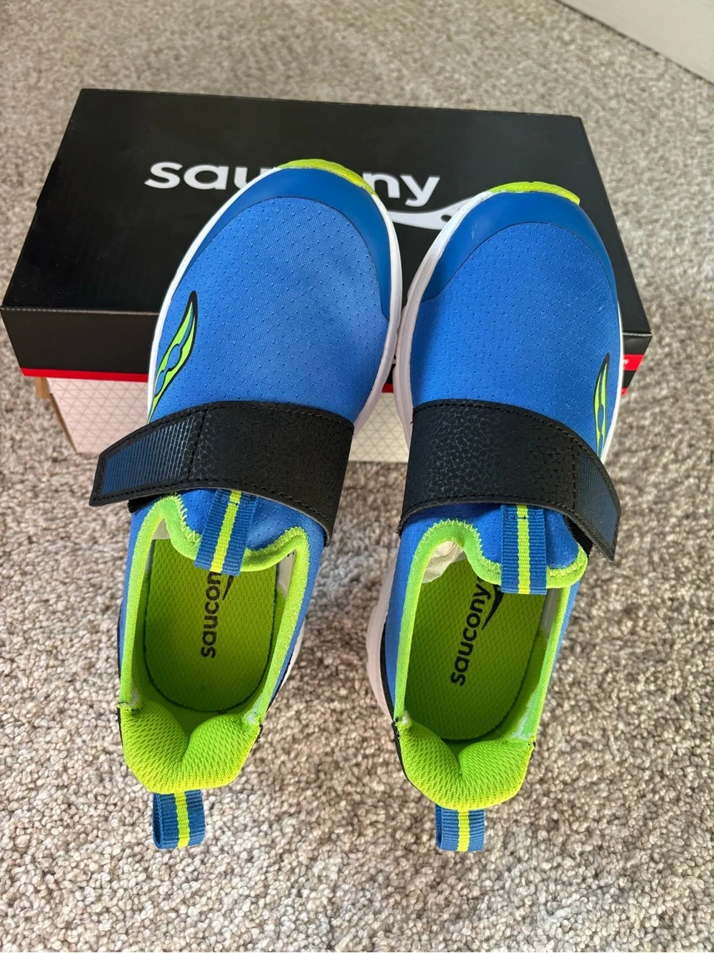 New Saucony Kids Breeze Sport JR sneakers Hook-Loop Slip-On little boy sz 1
